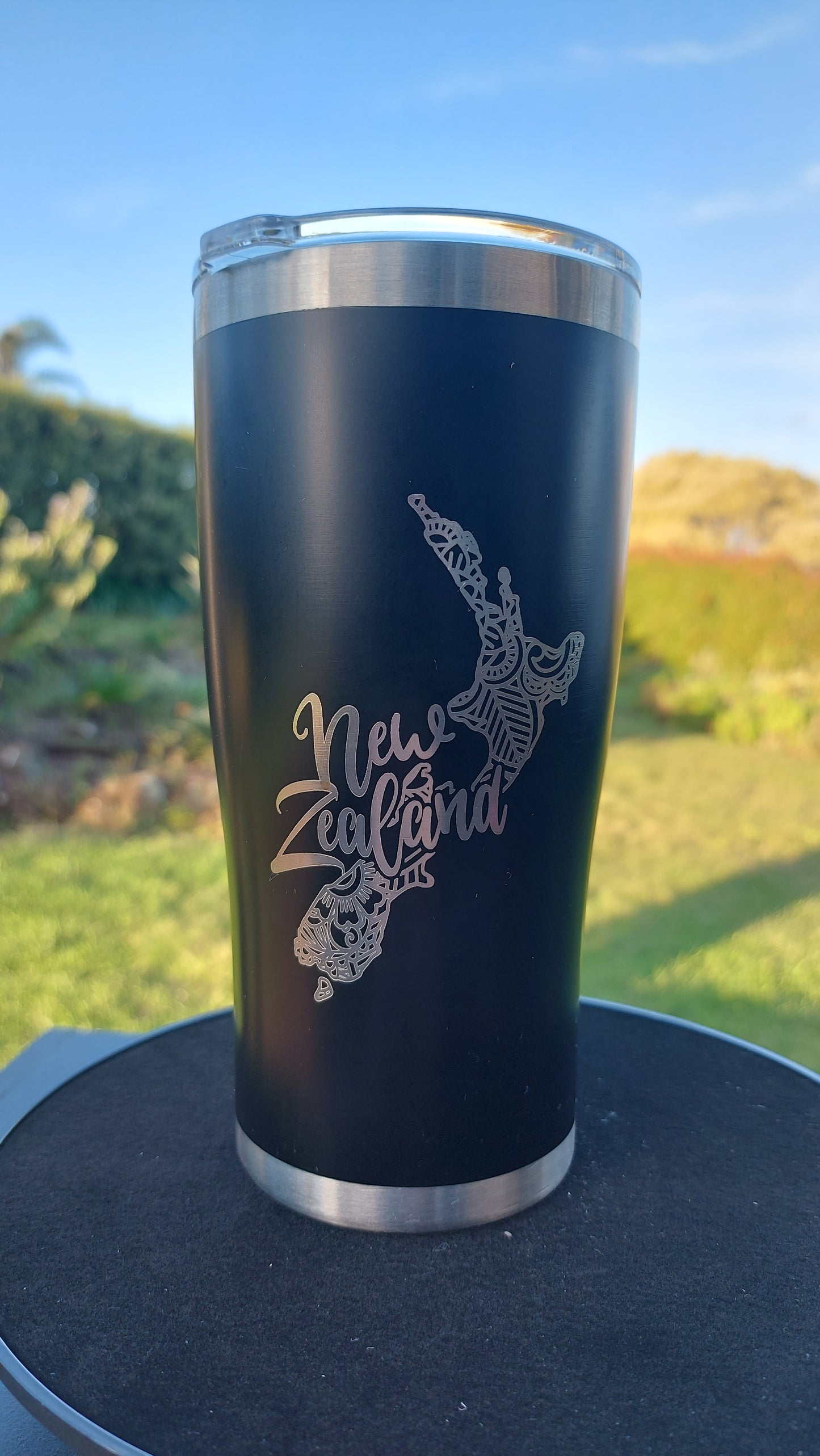 Unique Laser Engraved Travel Cup New Zealand North South land Mug Tumbler 20oz 600ml Insulated Tumbler Laser Engraved Stainless Steel Tribal